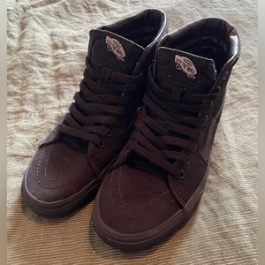 All black hi top vans